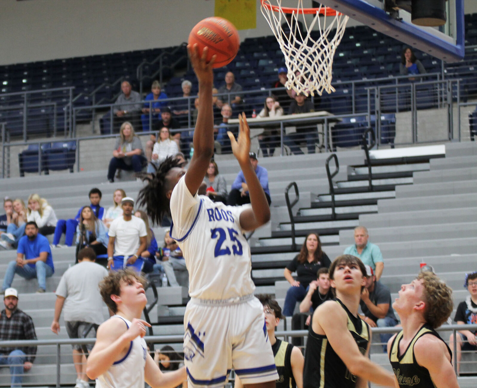 Jaylin Smith basket.jpg